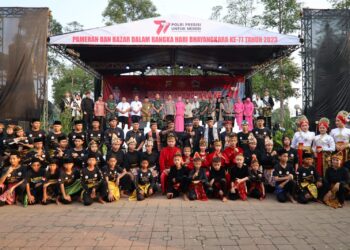 Ribuan pengunjung padati Festival Budaya Kearifan Lokal dan Bazar (FBKLB) Banten