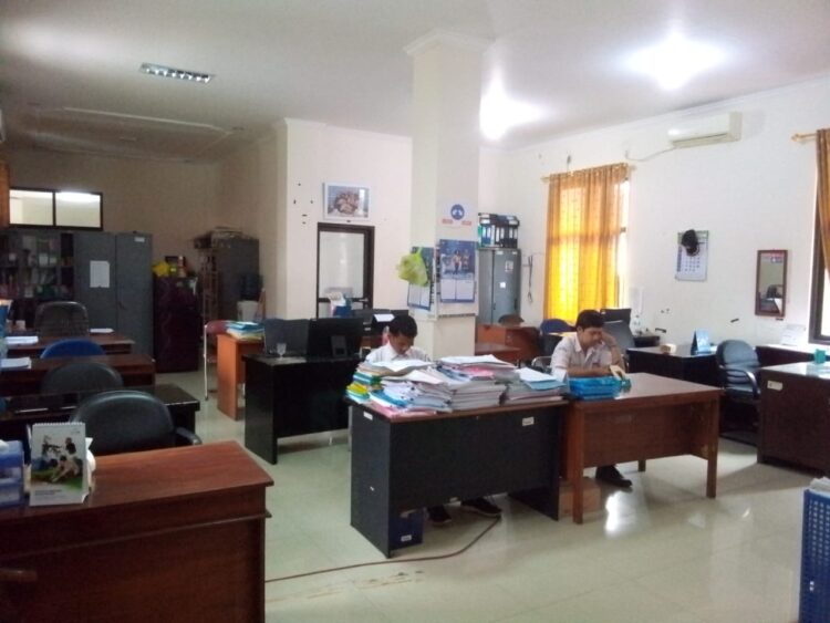 Tidak Ada Satupun di Ruangan Saat Jam Kerja, Belasan Pegawai Dinkes Pandeglang Dinilai Tidak Disiplin