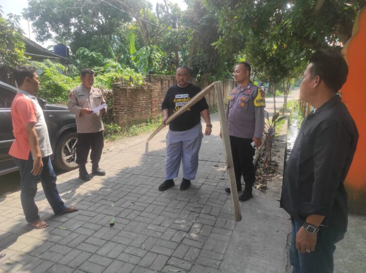 Satreskrim Polres Cilegon Datangi TKP Pria Tersengat Listrik
