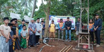 AMI Bangun Sarana Air Bersih Untuk Masyarakat dan Santri Ponpes Al Munawar Cibarani