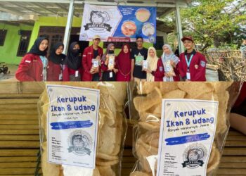 Dorong Inovasi UMKM Desa Tanara, KKM 32 Uniba Bantu Kreasikan Kemasan Produk