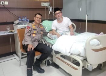 Kapolda Banten Jenguk Ketua MUI Banten K.H. TB Hamdi Ma’ani