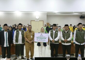 Baznas Pandeglang Salurkan Bantuan Studi Akhir Kepada 112 Mahasiswa Pandeglang