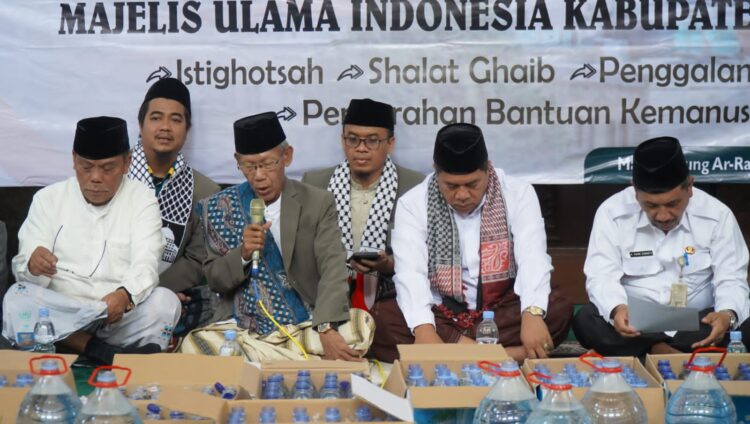 MUI Pandeglang Serahkan Bantuan Kemanusiaan Palestina Senilai Rp. 230 Juta