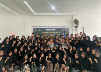 M Nazir Jadi Pemateri Acara Upgrading dan Raker Dema FTK