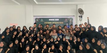 M Nazir Jadi Pemateri Acara Upgrading dan Raker Dema FTK