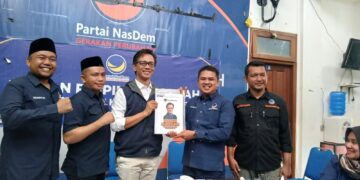 Irwan Djohan Resmi Daftarkan Diri Sebagai Bakal Calon Wali Kota Banda Aceh Ke NasDem Banda Aceh