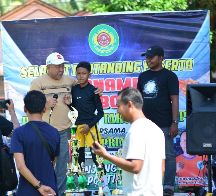 Dalam Pembukaan Turnamen KT Aceh Tamiang Muncul Teriakkan Suprianto Calon Bupati