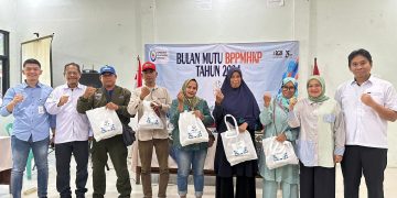 Wadon Banten Bagikan 2.200 Ton Ikan Segar di Serang