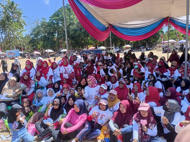 Ribuan Masyarakat Ikuti Jalan Sehat dan Senam CAKEP Pesawaran