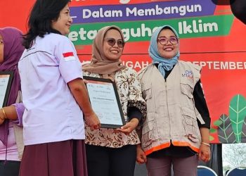 PMI Pandeglang Terima Penghargaan dari IFRC dan USAID