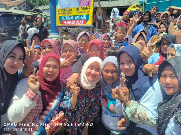 Kunjungi Tanah Kelahiran, Diana Jayabaya Janjikan Perubahan Untuk Desa Cibodas