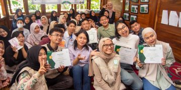 Tingkatkan Keterampilan Literasi Digital, TBM Bale Baca Cijayanti Gelar Workshop