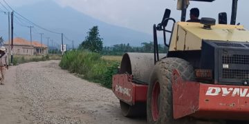 Masyarakat Kecamatan Way Khilau Merasa Senang Atas Perbaikan Jalan Penghuhung