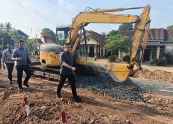 Pemda Pesawaran Terus Perbaiki Jalan Desa