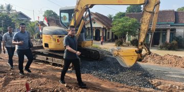 Pemda Pesawaran Terus Perbaiki Jalan Desa