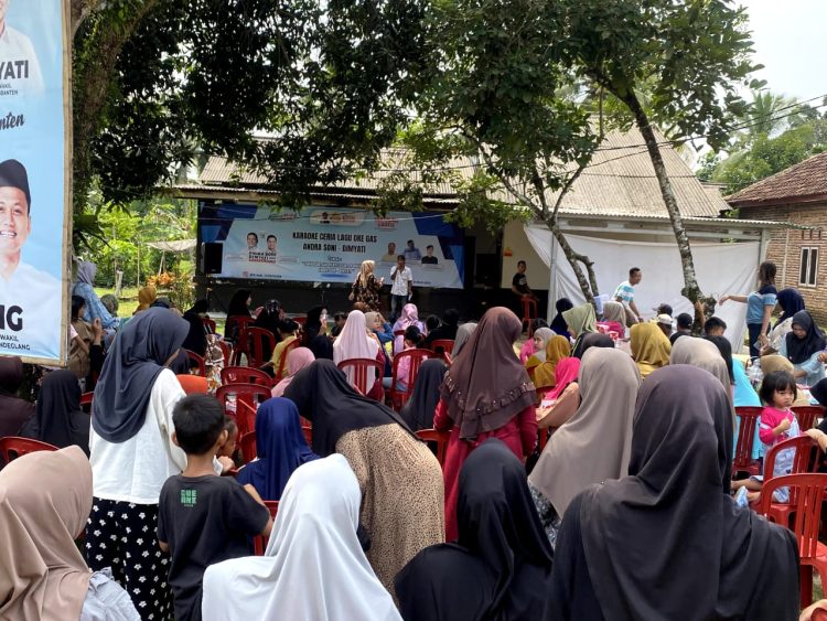 Bison Pandeglang Gandeng UMKM, Pada Acara Karoke Ceria di Cisata