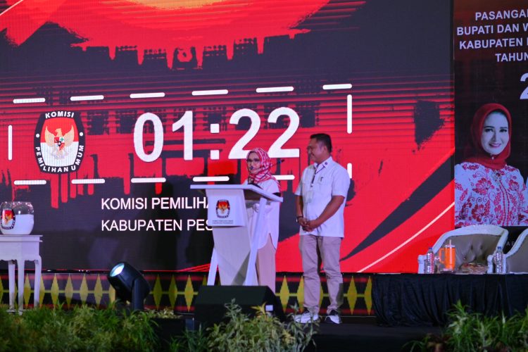Debat Perdana,  Nanda-Anton Sampaikan Sejarah Pariwisata dan Program Pendidikan di Kabupaten Pesawaran