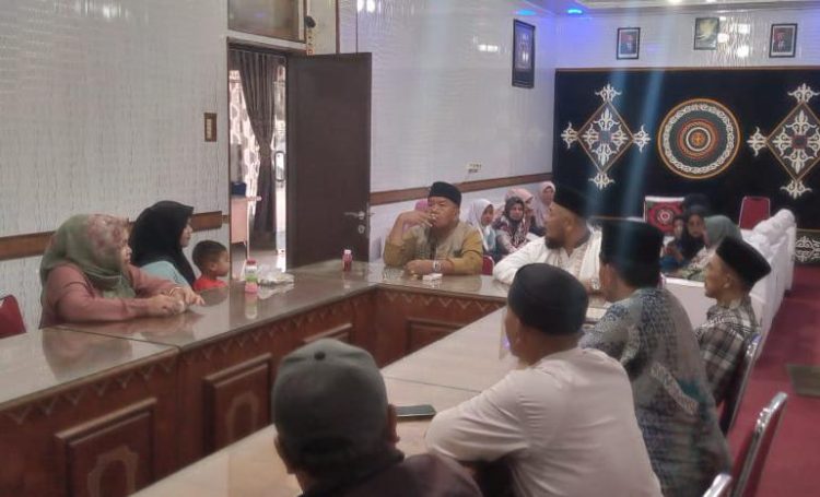 Baru Dilantik Wakil Ketua 1 DPRK Aceh Tengah Terima Keluhan Nasabah BPRS Gayo