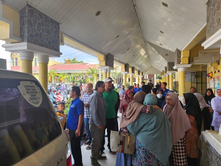 Wakil Ketua DPRK Aceh Tengah Berikan Pendampingan Keluarga Alm Risdian Diduga Korban Pembacokan