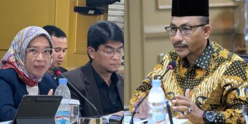 Raker dengan Menpan RB dan BKN, Haji Uma minta Pemutihan Untuk Honorer Masa Bakti Diatas 5 Tahun