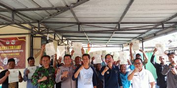 Melalui Program PTSL, 583 Sertifikat Tanah Dibagikan di Kelurahan Kadomas