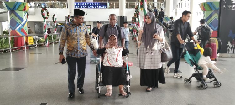 Alami Patah Tulang dan Luka Serius Paska Musibah di Malaysia, Nursaidah Difasilitasi Pemulangan ke Aceh Timur