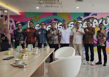 Budi Rustandi Temui Wamensos Bicarakan Kemiskinan di Kota Serang