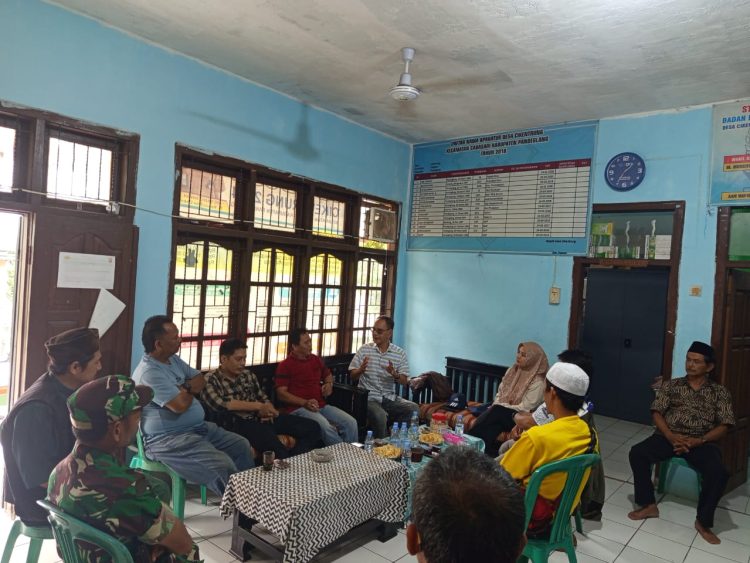 Pergantian Pjs Desa CiKentrung Kecamatan Cadasari Picu Kekecewaan Warga
