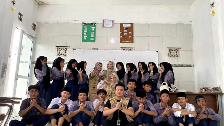 Mahasiswa KKM Tematik Untirta Gelar Acara Sosialisasi Bullying
