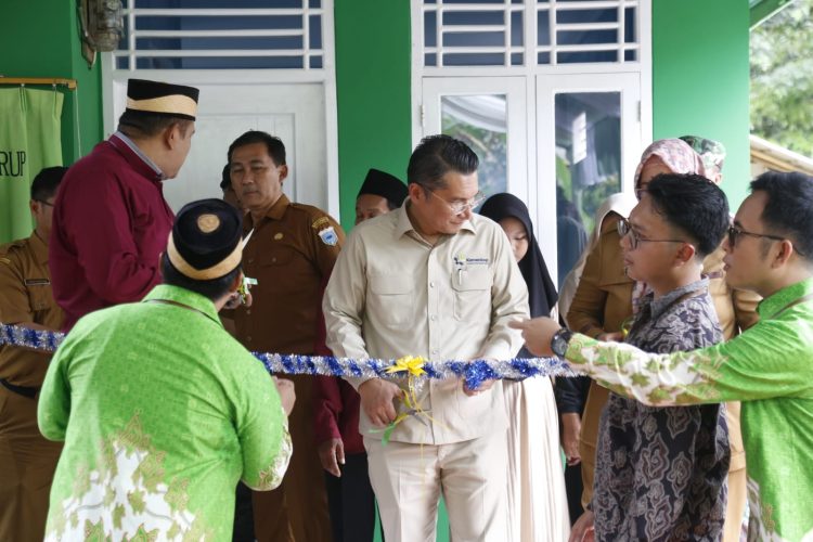 Kopsyah BMI Kembali Berikan Bantuan Hibah Rumah Untuk Masyarakat Pandeglang