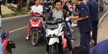 Team BMT Cabang Lebak Gelar Berbagi Takjil Gratis