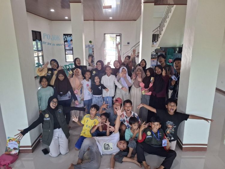 Mahasiswa KKM Tematik Literasi Untirta Dorong Budaya Baca Melalui Literacy and Fun Competition