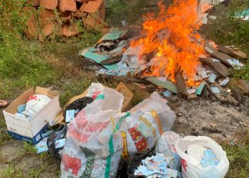 Disdukcapil  Pandeglang Musnahkan 5700  e-KTP Rusak dan Invalid