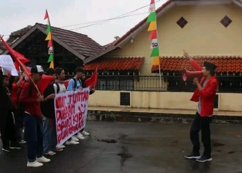 Aktivis EK LMND Pandeglang Soroti Konflik Geopolitik AS–Venezuela