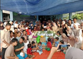 Tebar Kepedulian di Panti Asuhan Izmi, SMAN 24 Tanggerang Gelar Bakti Sosial