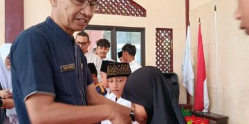 SMKN 7 Pandeglang Melalui Rohis Al-Mujadid Salurkan Santunan untuk 60 Anak Yatim