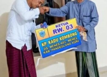 Hida Hidayat Resmi Menjadi Ketua RW 03 di Desa Menes