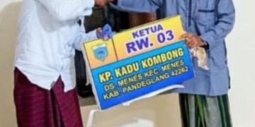 Hida Hidayat Resmi Menjadi Ketua RW 03 di Desa Menes