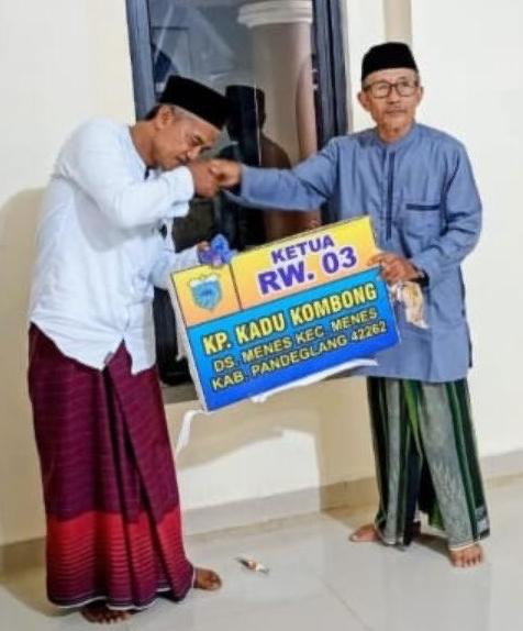 Hida Hidayat Resmi Menjadi Ketua RW 03 di Desa Menes