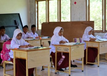Semangat yang Tak Roboh: Kisah Anak-Anak SDN 10 Linge Pasca Banjir Bandang