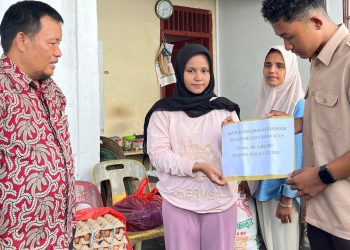 OSIS SMAN 7 Banda Aceh Salurkan Bantuan untuk Korban Kebakaran