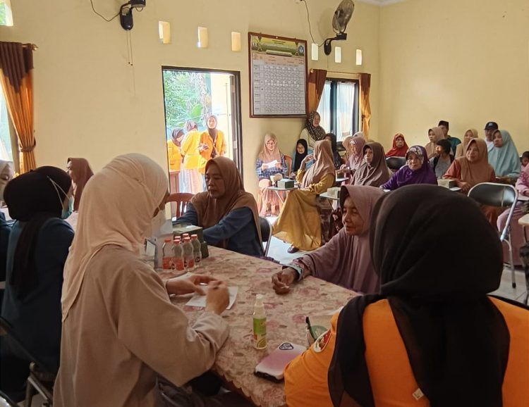 Program Serang Sehat: Mahasiswa KKM 02 Universitas Primagraha Berikan Cek Kesehatan Gratis