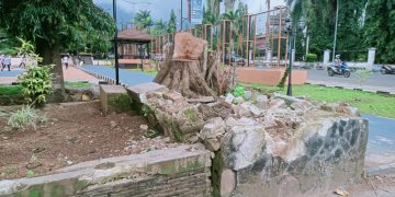 Telan Anggaran Rp 3,69 Miliar, Proyek Rehab Alun Alun Pandeglang Terindikasi Praktik KKN